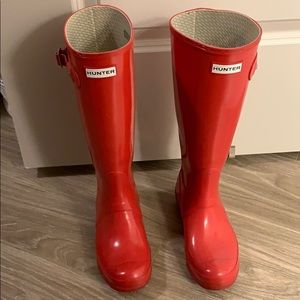 Red Original Gloss tall Hunter Rain boots